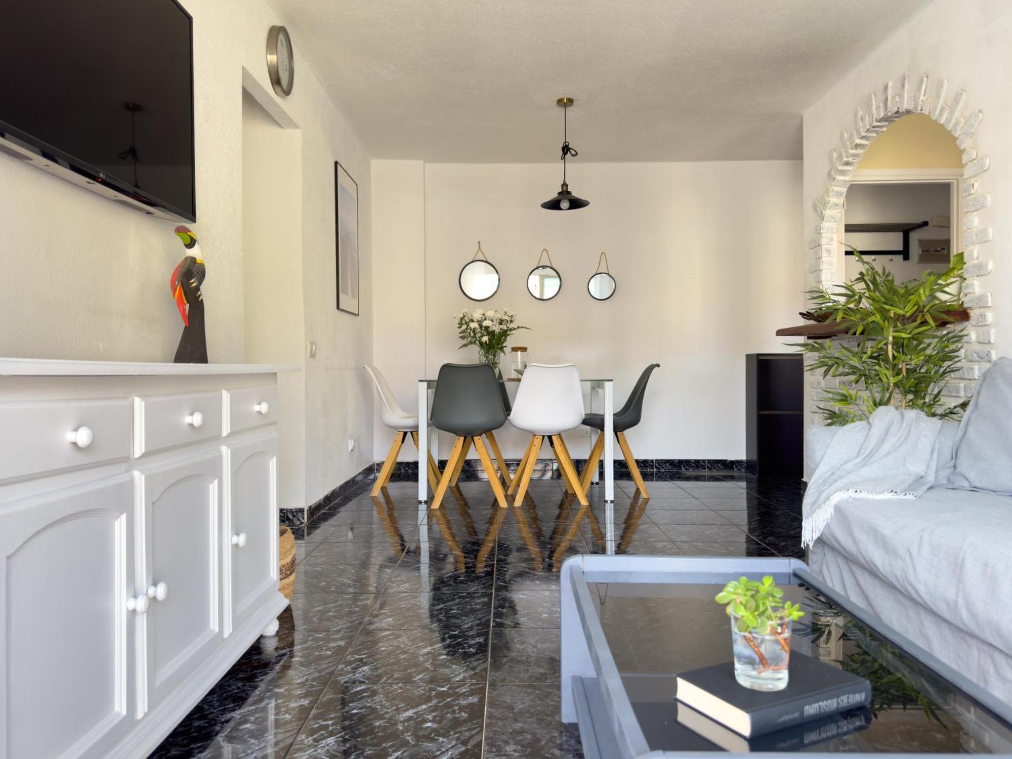 Amazing 3-Bedroom Apartment. Pool And Sea View! Los Cristianos  Buitenkant foto